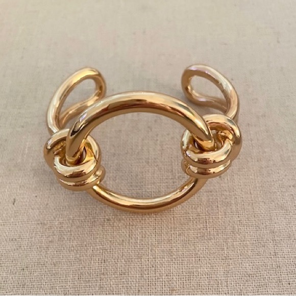 J. Crew Jewelry - NEW WITHOUT TAG J. CREW, SIGNED KNOTTED CUFF BRACELET